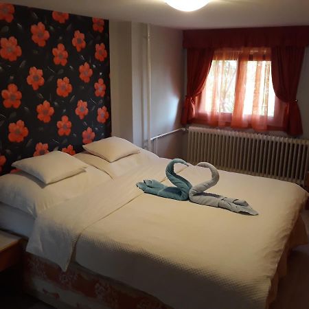 Rozsa Apartman Ленті Екстер'єр фото