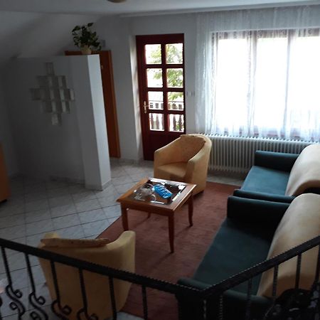 Rozsa Apartman Ленті Екстер'єр фото