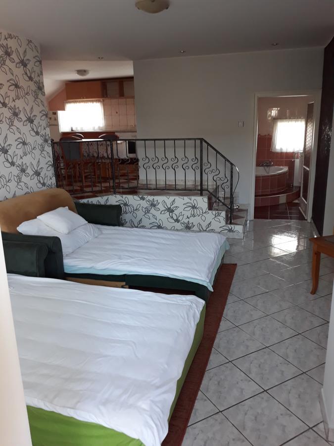 Rozsa Apartman Ленті Екстер'єр фото