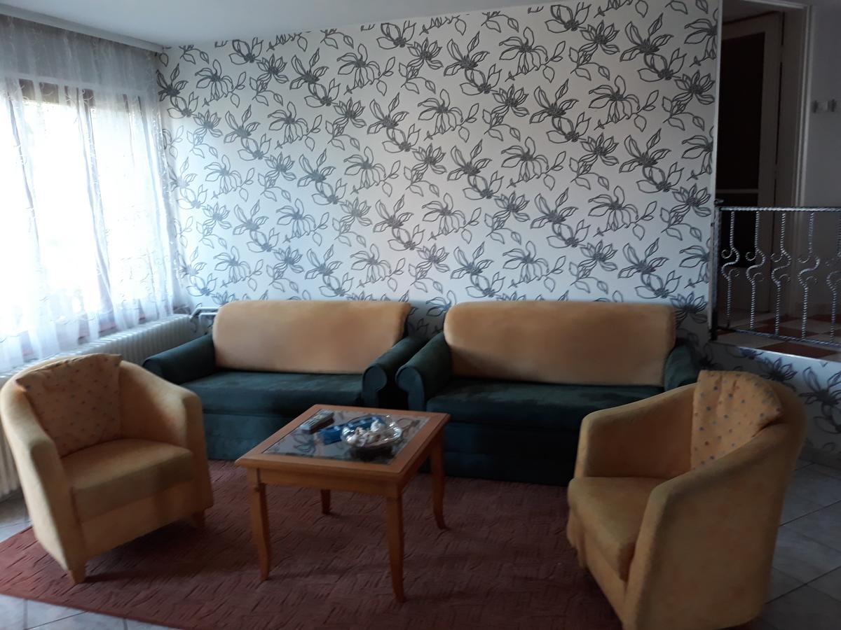 Rozsa Apartman Ленті Екстер'єр фото